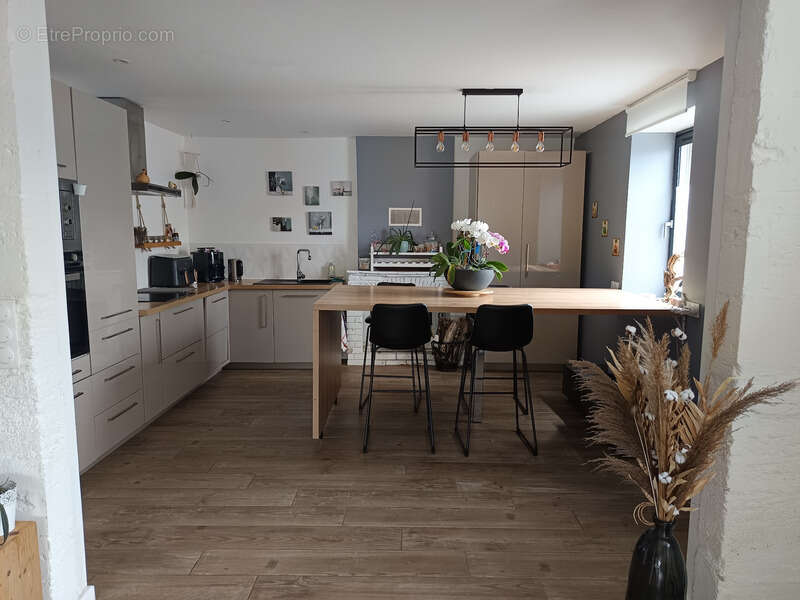 Maison à CHENAC-SAINT-SEURIN-D&#039;UZET