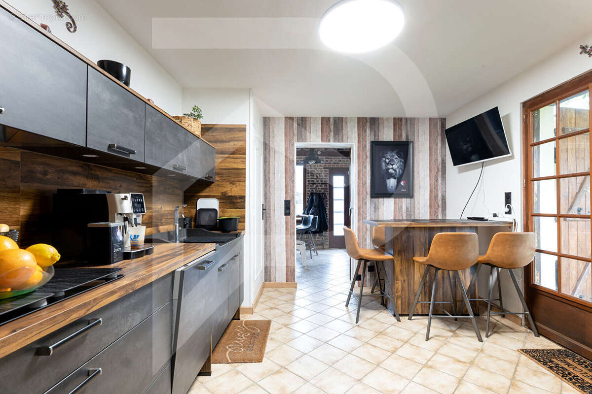 Maison à MONTIVILLIERS