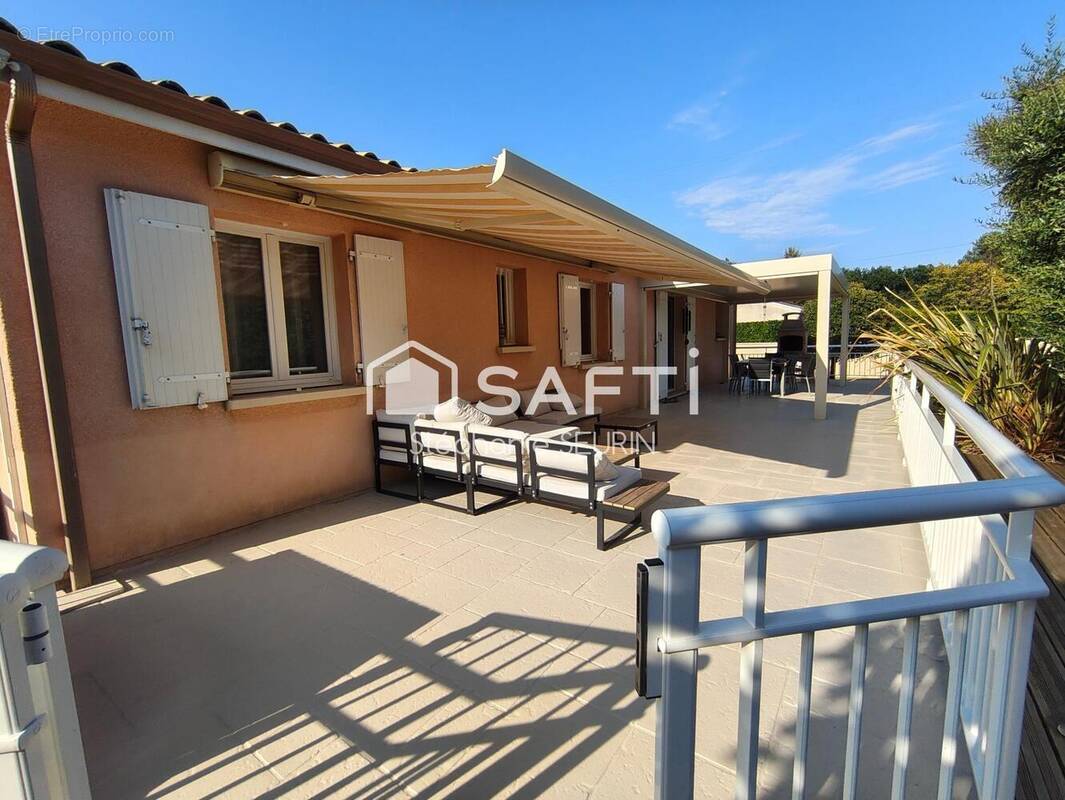 Photo 1 - Maison à MONTGUYON