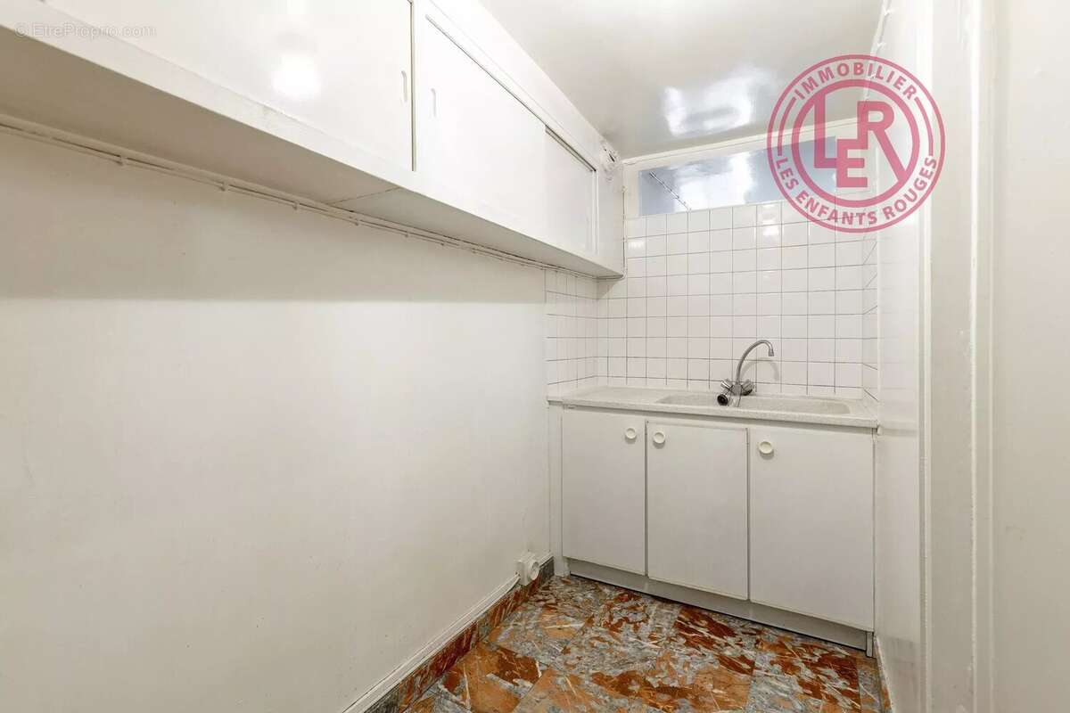Appartement à PARIS-7E