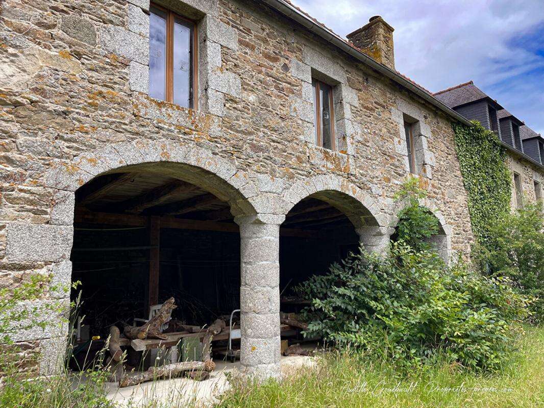 Bien Atypique 700 m2 - photo 3