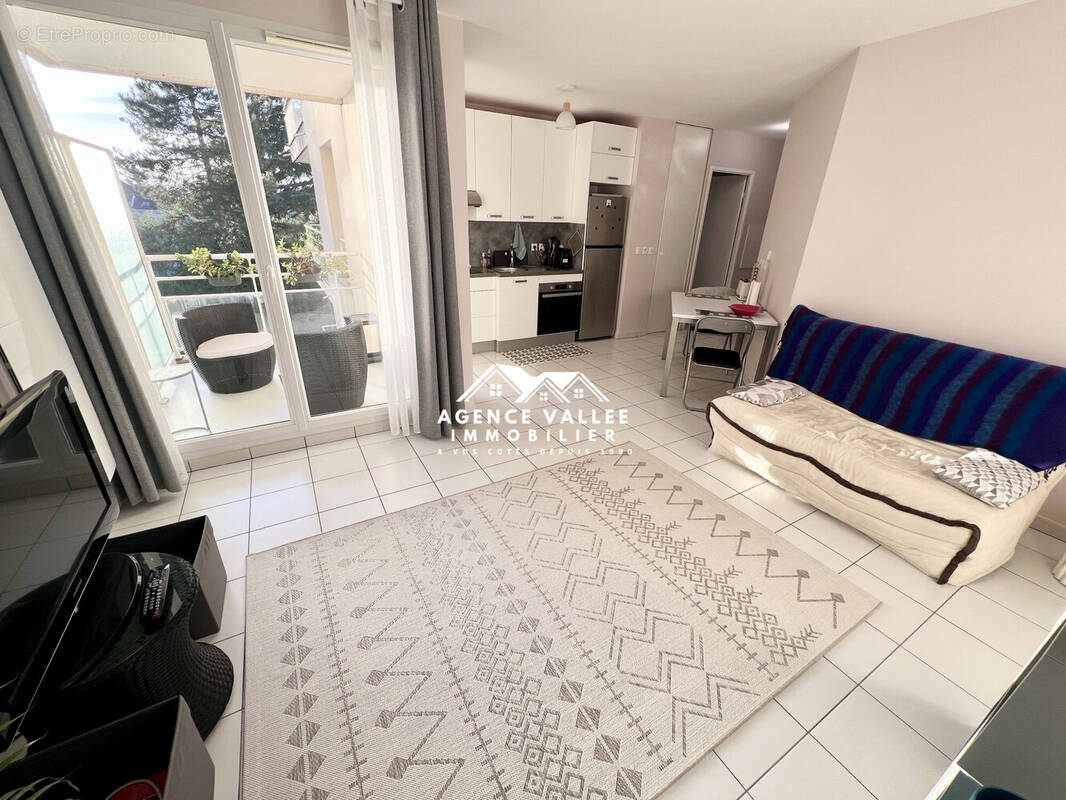 Appartement à CORBEIL-ESSONNES