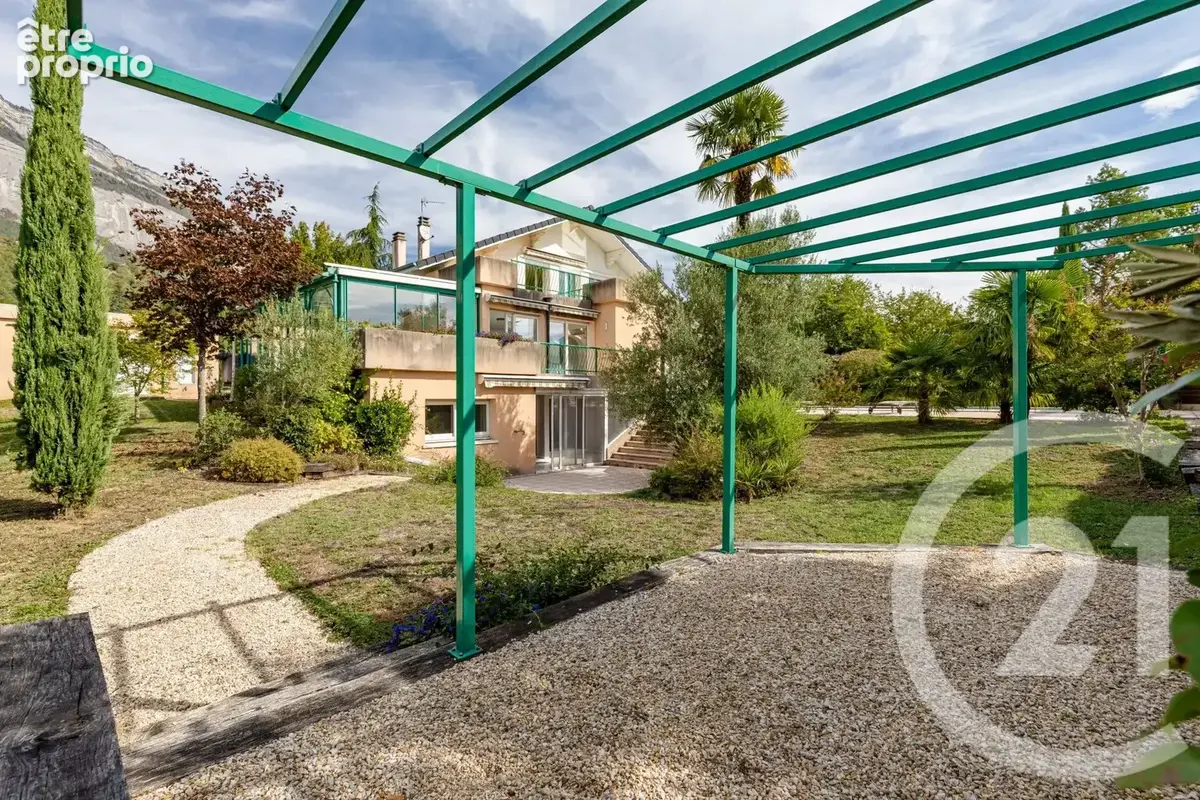 Maison 8 pièces 296 m² à vendre à Meylan (38240) - photo 8