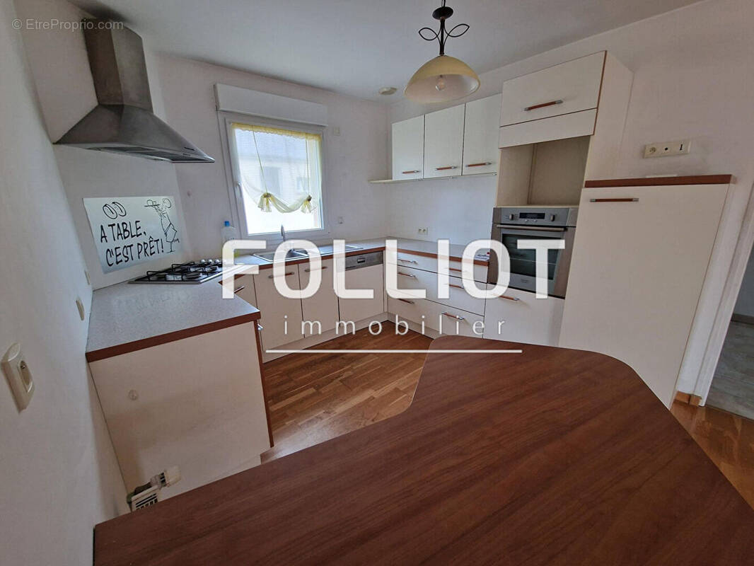 Appartement à PERIERS