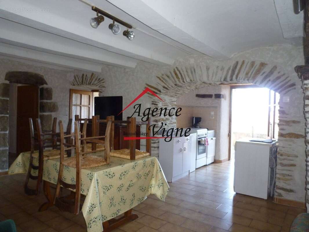 Maison de hameau avec remise aménageable - photo 4