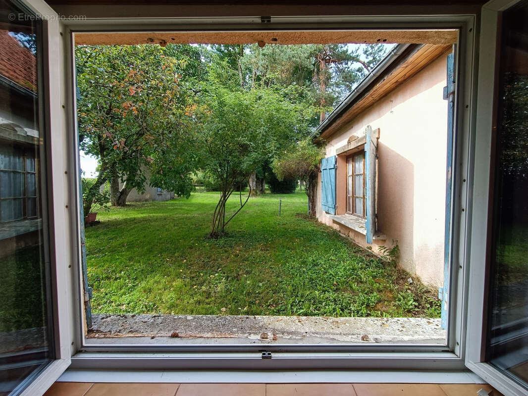 Maison à SANCERGUES