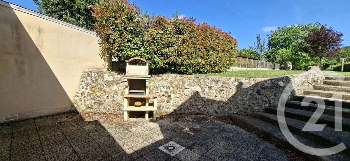 Maison à SAINT-CHRISTOPHE