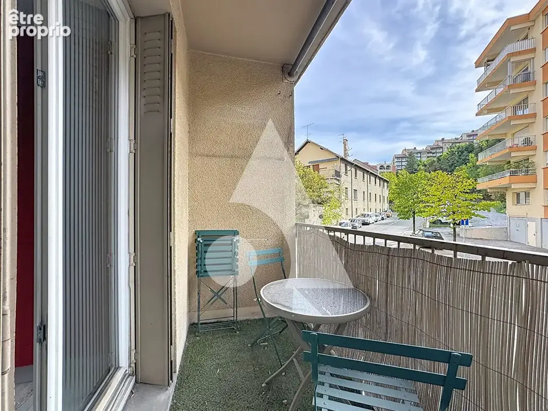 GAP - Appartement T3 rénové avec balcon et cave - Investissement locatif ! - photo 3