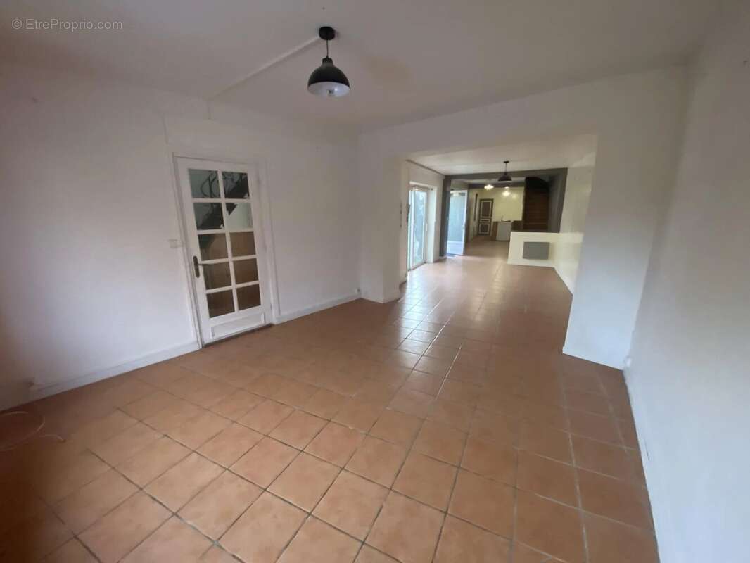 Maison à SAINGHIN-EN-WEPPES