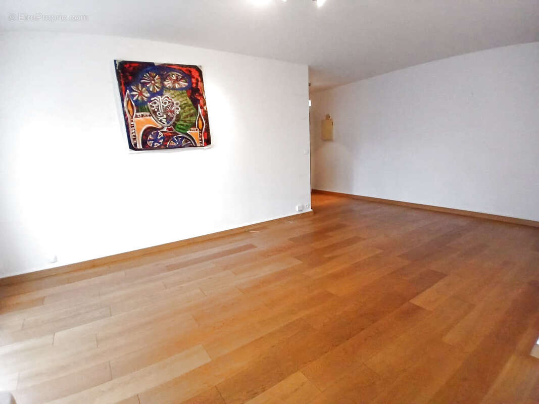 Appartement à PARIS-12E