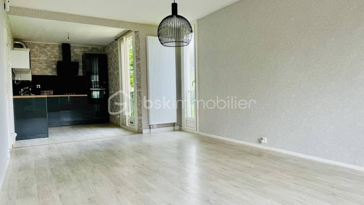 Appartement à BILLERE