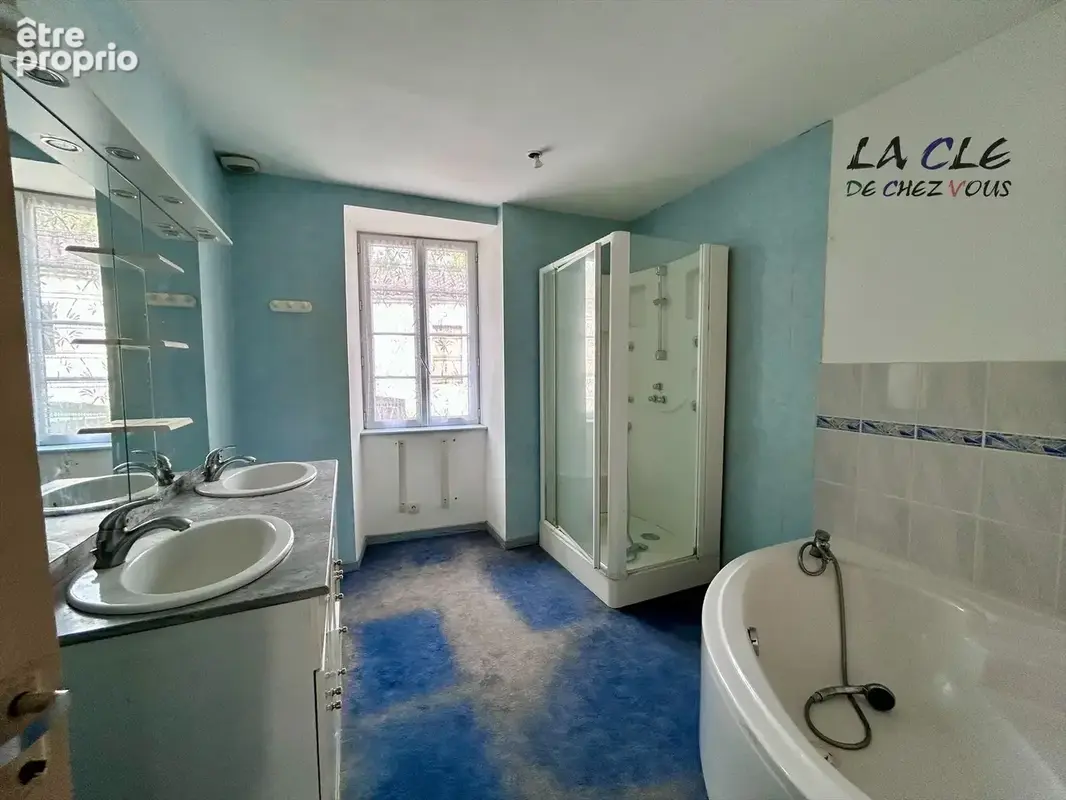 Maison ancienne avec local commercial - photo 5
