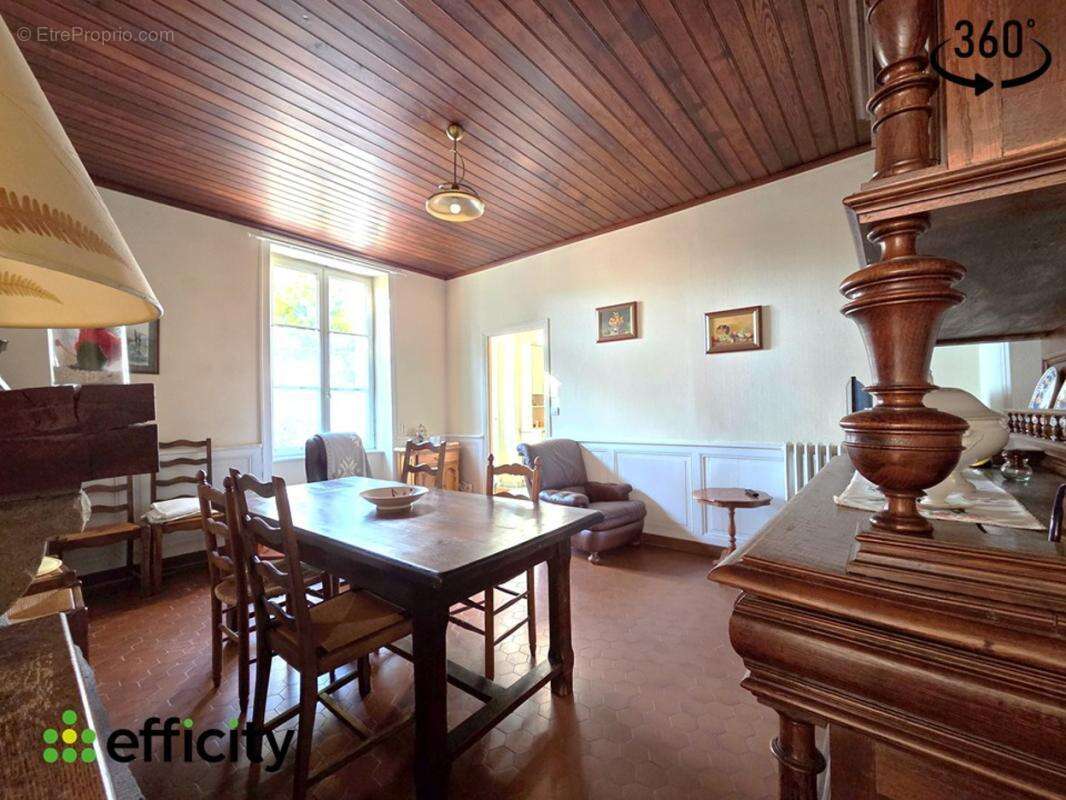 Maison à SAINT-PIERRE-DE-PLESGUEN