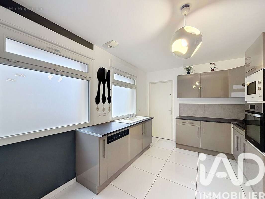 Photo 4 - Maison à MONTEVRAIN