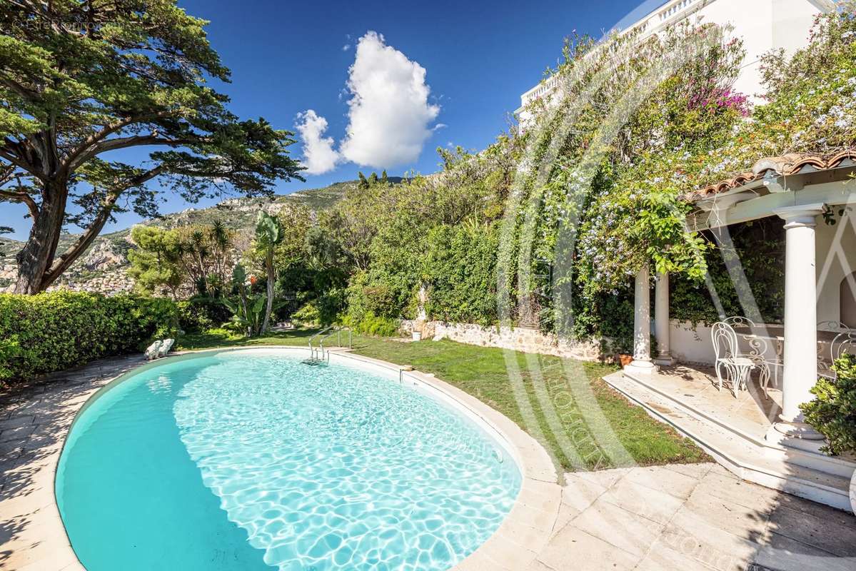 Maison à ROQUEBRUNE-CAP-MARTIN