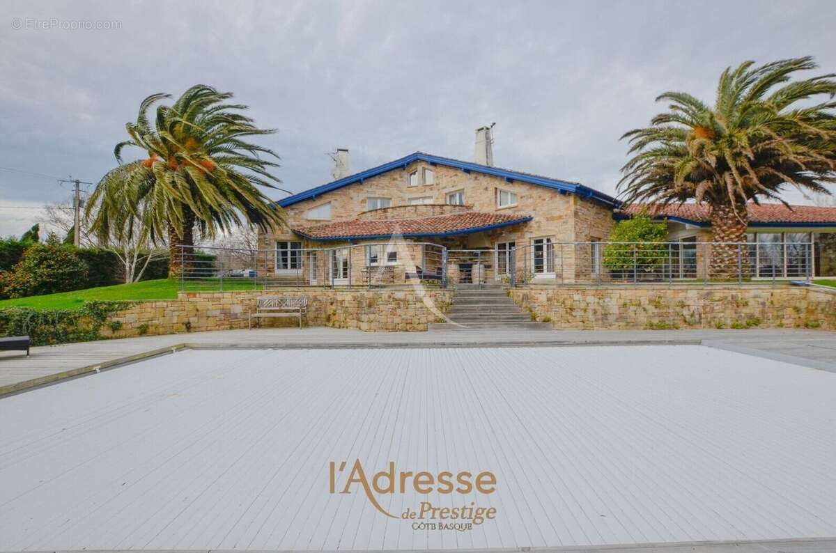 Maison à URRUGNE