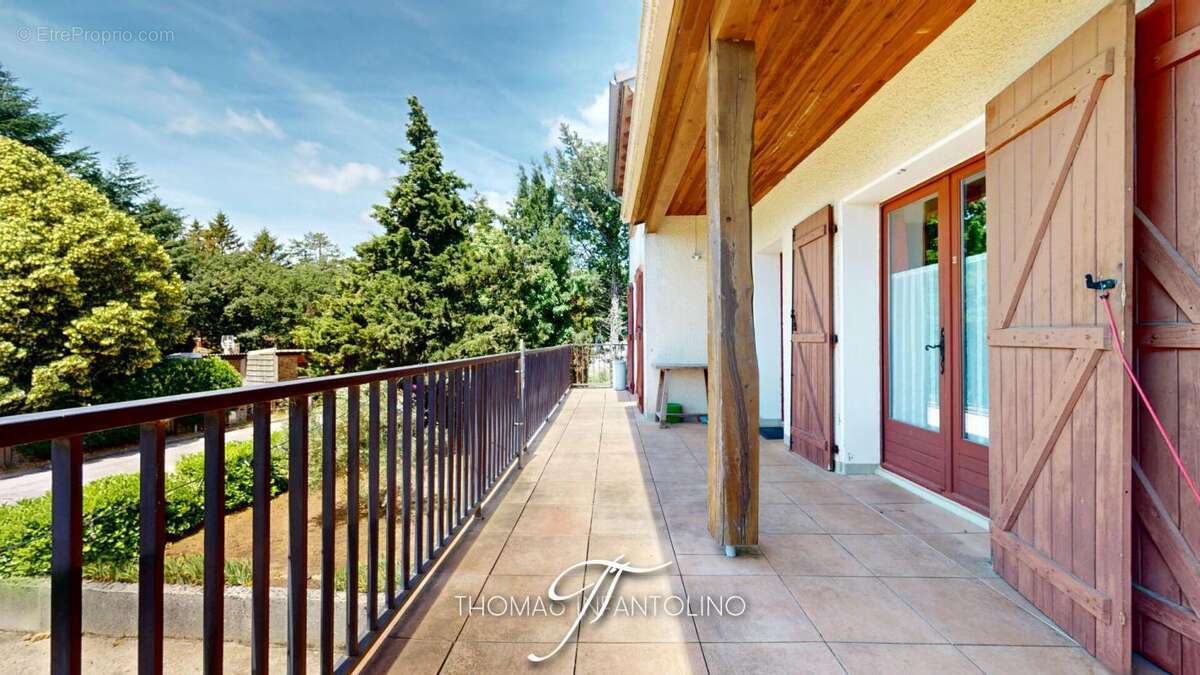 Fontiers-cabardès ? maison familiale avec vue pyrénées - garage xxl et fort potentiel d'aménagement - photo 7