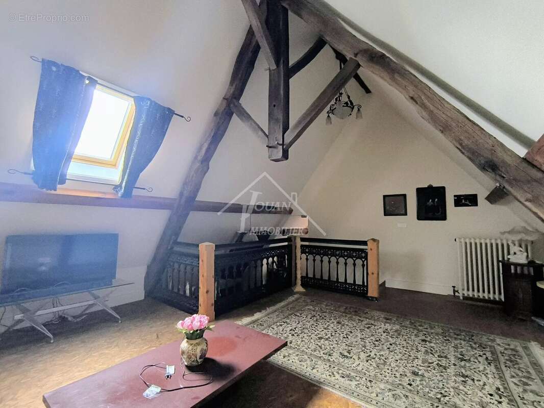 Maison à MONTAIGUT