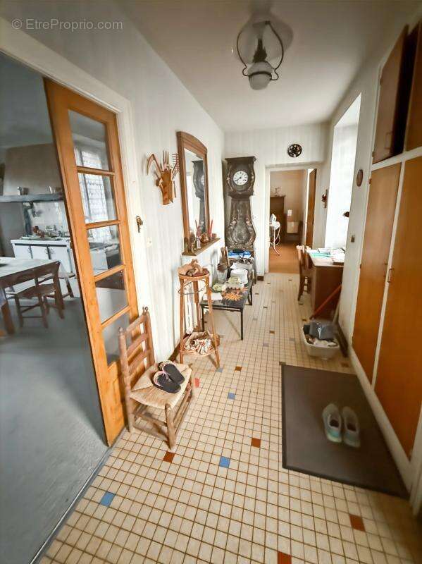 Maison à CHAMPAGNAC-LA-RIVIERE