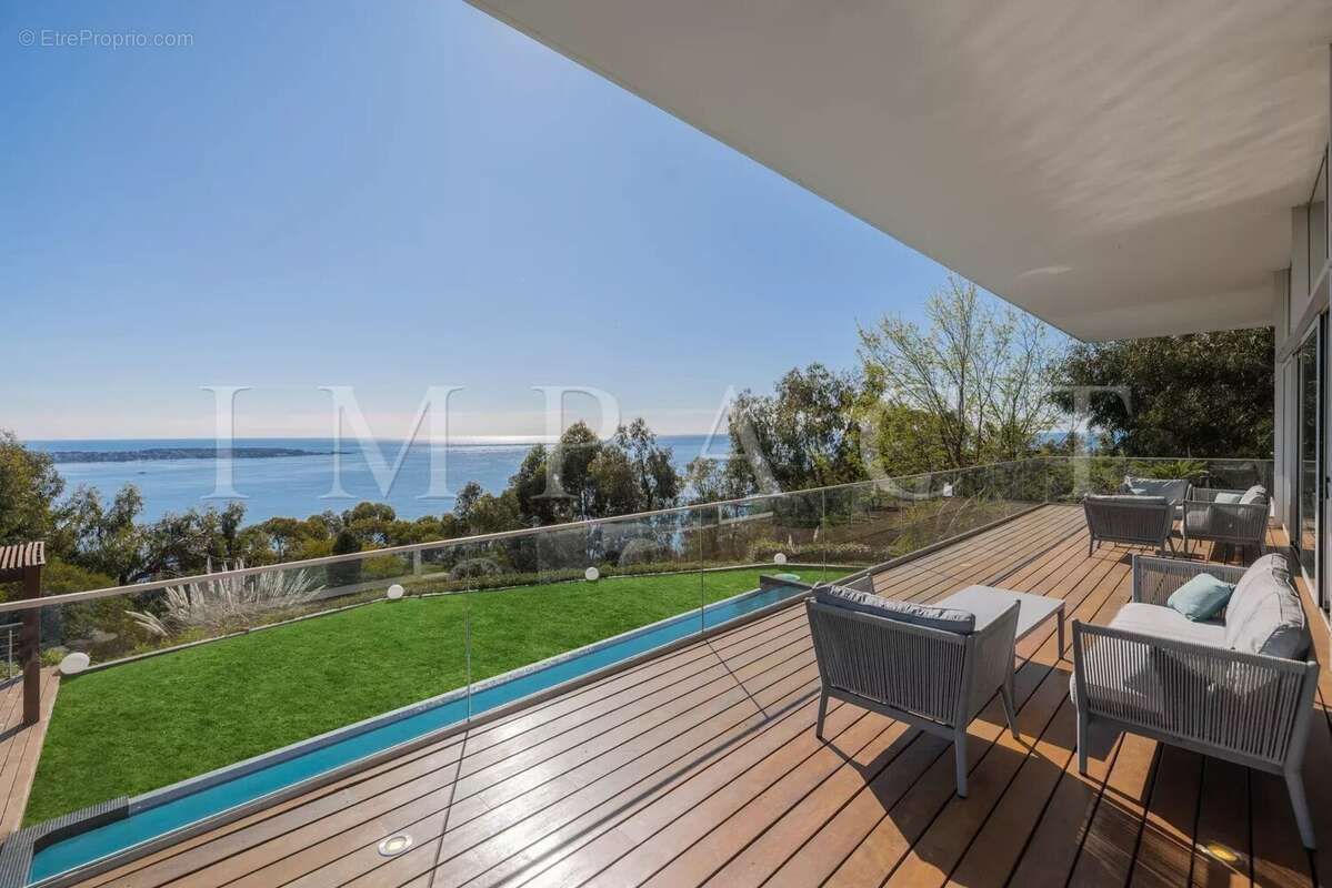 Maison à CANNES