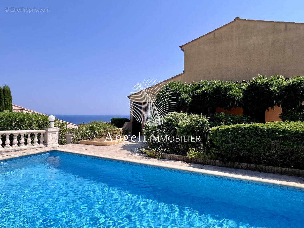 Villa Provençale vue mer - Saint AYGULF - photo 4