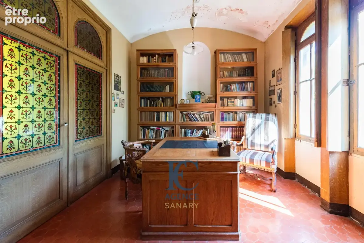 Exclusivité, Château de La Milhière au cœur de Sanary-sur-Mer - photo 2