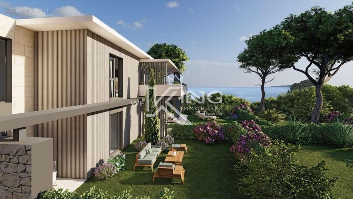 sainte maxime - T3 avec jardin de 167 m² à quelques pas des plages - photo 2