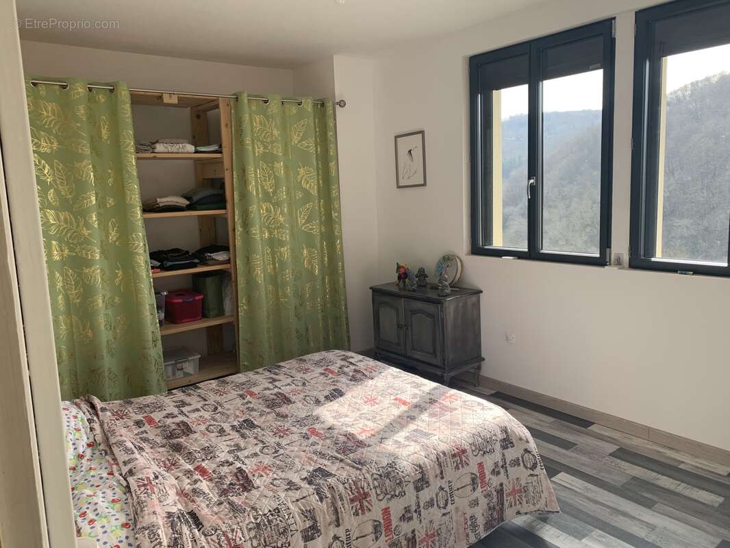 Maison 96 m² à Cornil  - photo 114