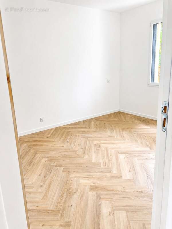 Maison de plain-pied de 102 m² LANNILIS (29) - photo 11