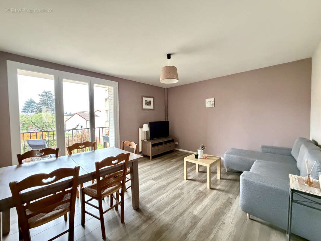 Appartement à TOURNON-SUR-RHONE