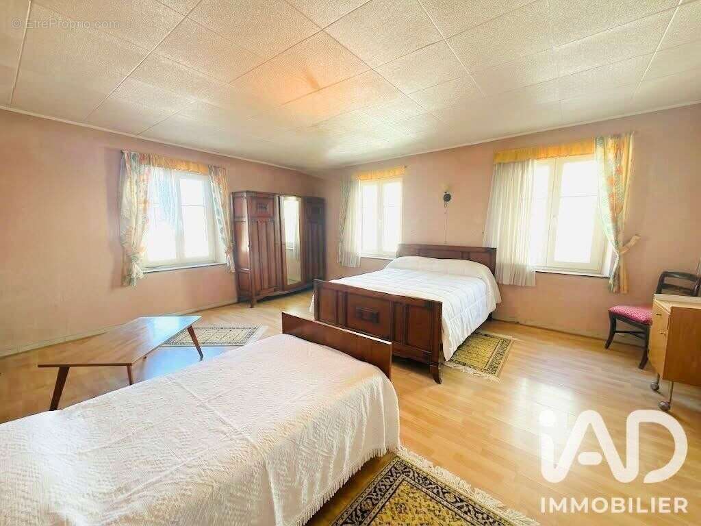 Photo 5 - Maison à LORQUIN