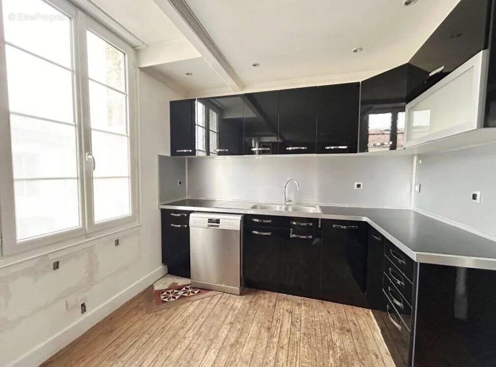 Appartement à BORDEAUX