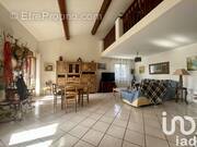 Photo 1 - Maison à CASTELNAU-LE-LEZ