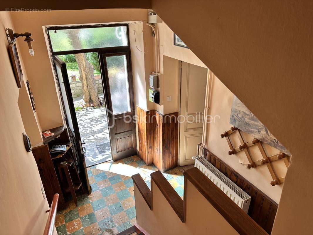 Maison à FORCALQUIER