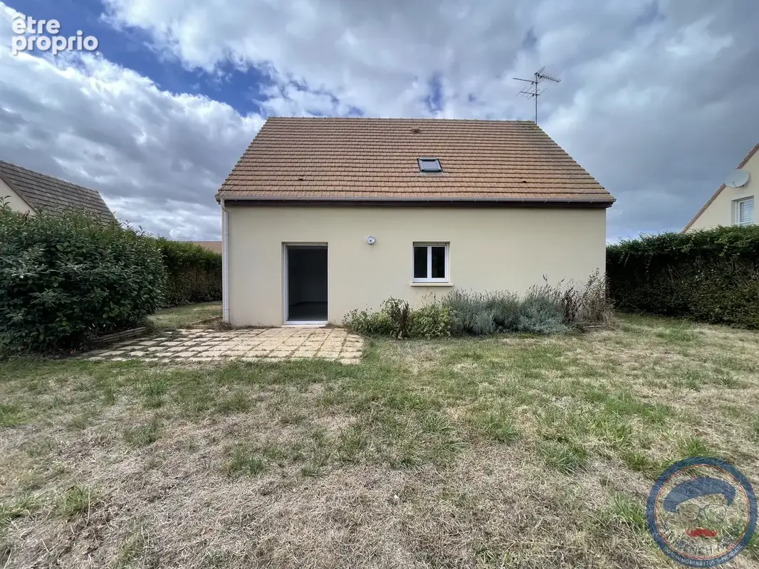 FEUGUEROLLES-BULLY Maison de 2006 avec 3 chambres. 267 500 euros FAI. - photo 10