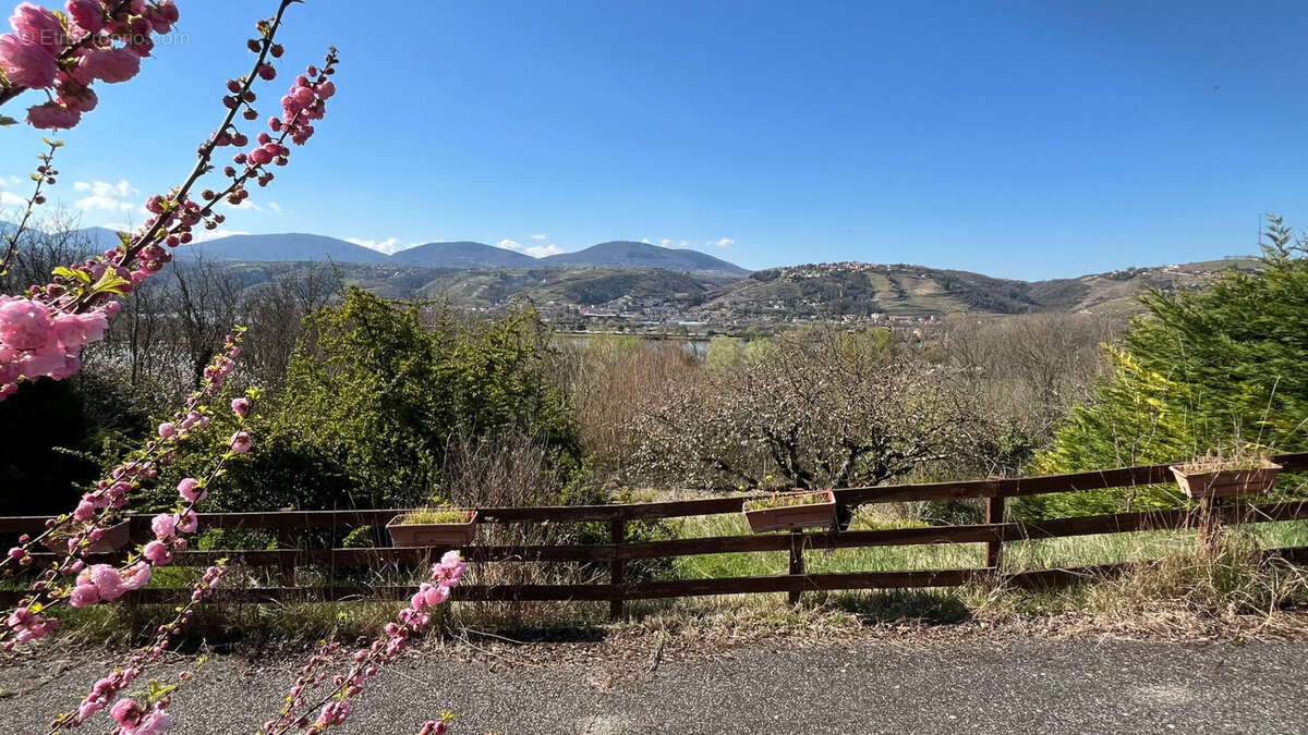 Maison à CHONAS-L'AMBALLAN