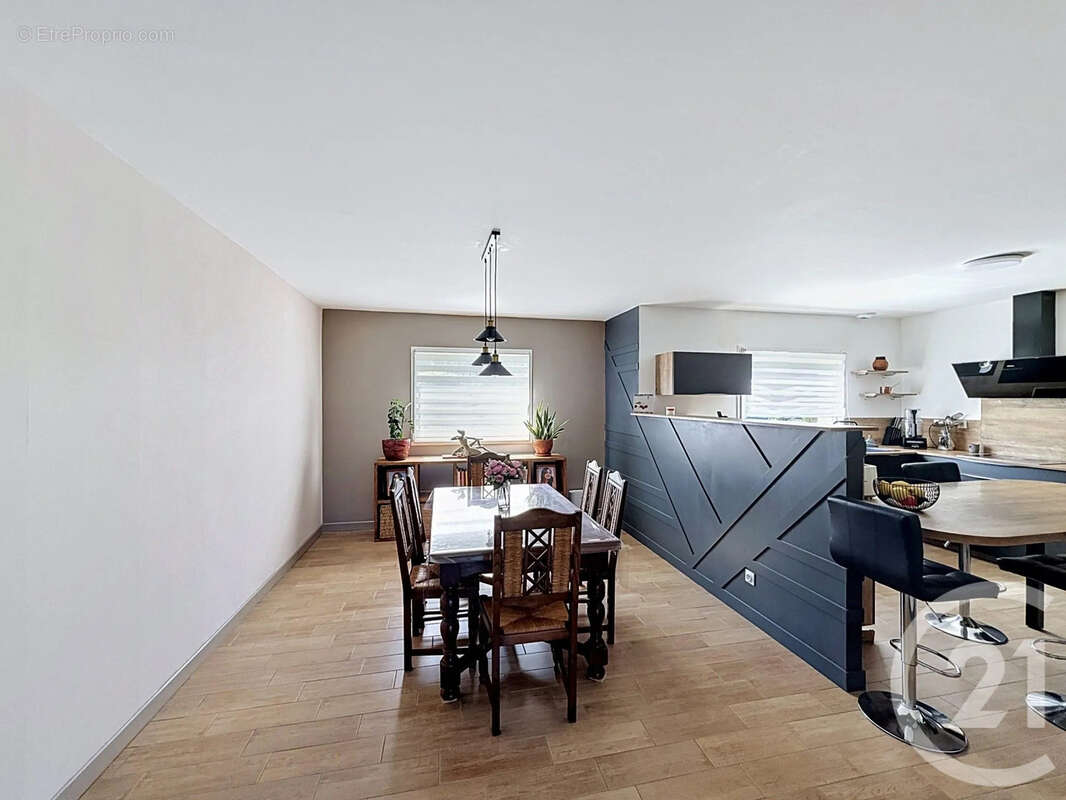 Maison 287 m² à Lannion  - photo 4