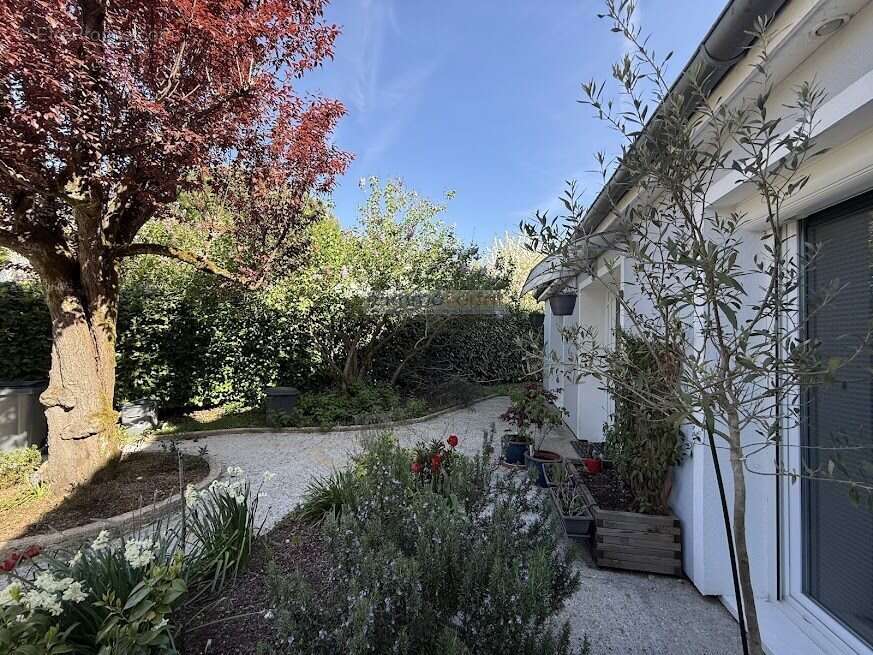 Maison à PONTAULT-COMBAULT