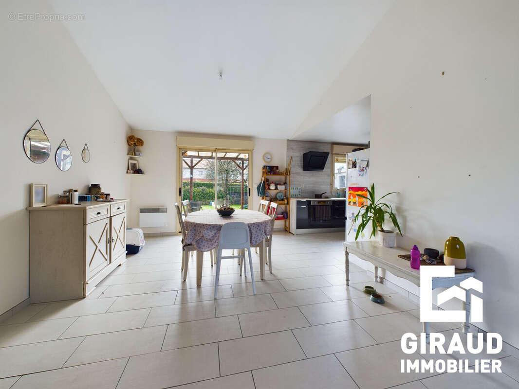 Maison à FONTENAY-LE-COMTE