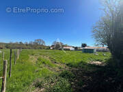 Terrain à SAINT-VINCENT-SUR-JARD