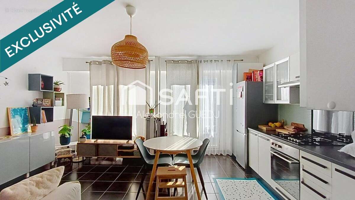 Photo 2 - Appartement à CALUIRE-ET-CUIRE