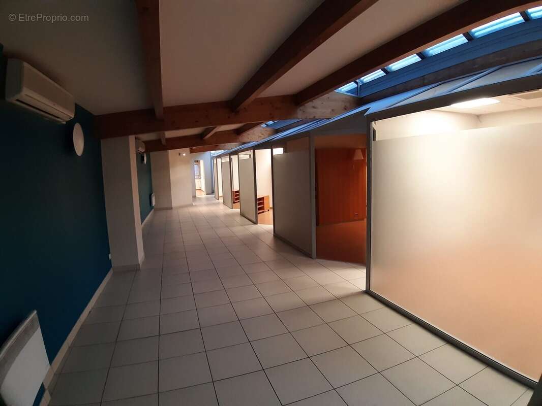Commerce 228 m² à Saint-Die-Des-Vosges  - photo 7