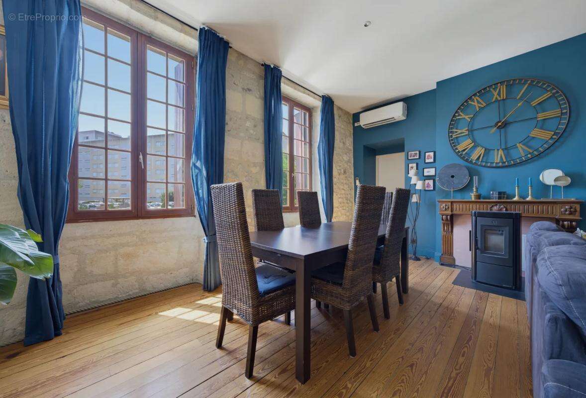Maison de 5 pièces de 160 m² à Blanquefort - photo 6