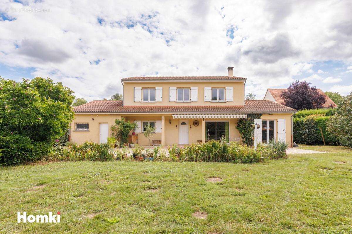 Maison à COUDES