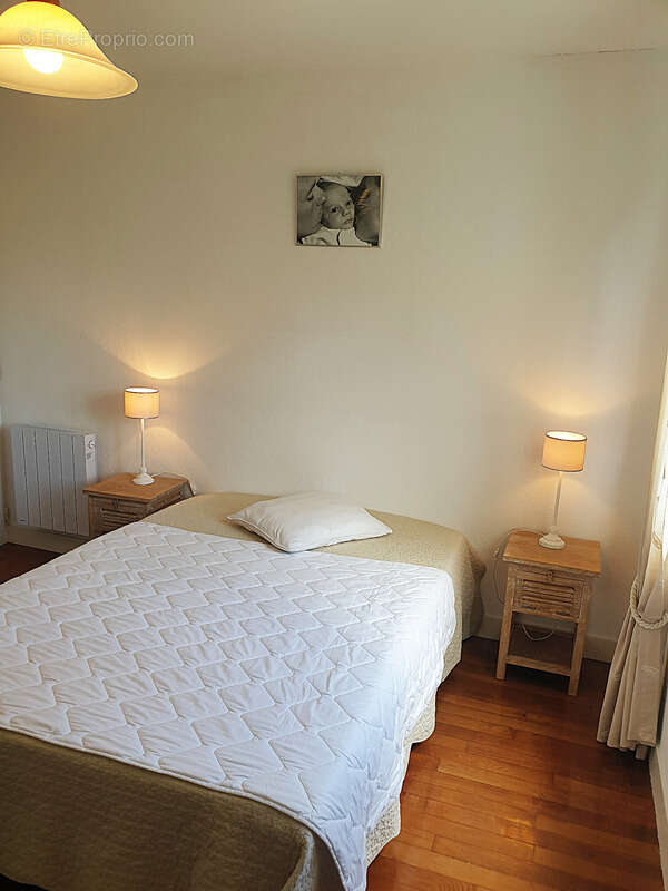 Maison 146 m² à vendre 6 pièces CHALAIS (16) 4/5 chambres, 2 garages 3 560 m² de terrain !!! - photo 18