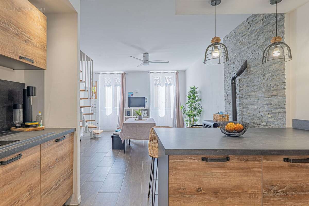Appartement à MASSOINS