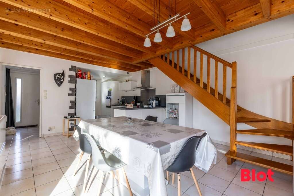 Maison à BRECE