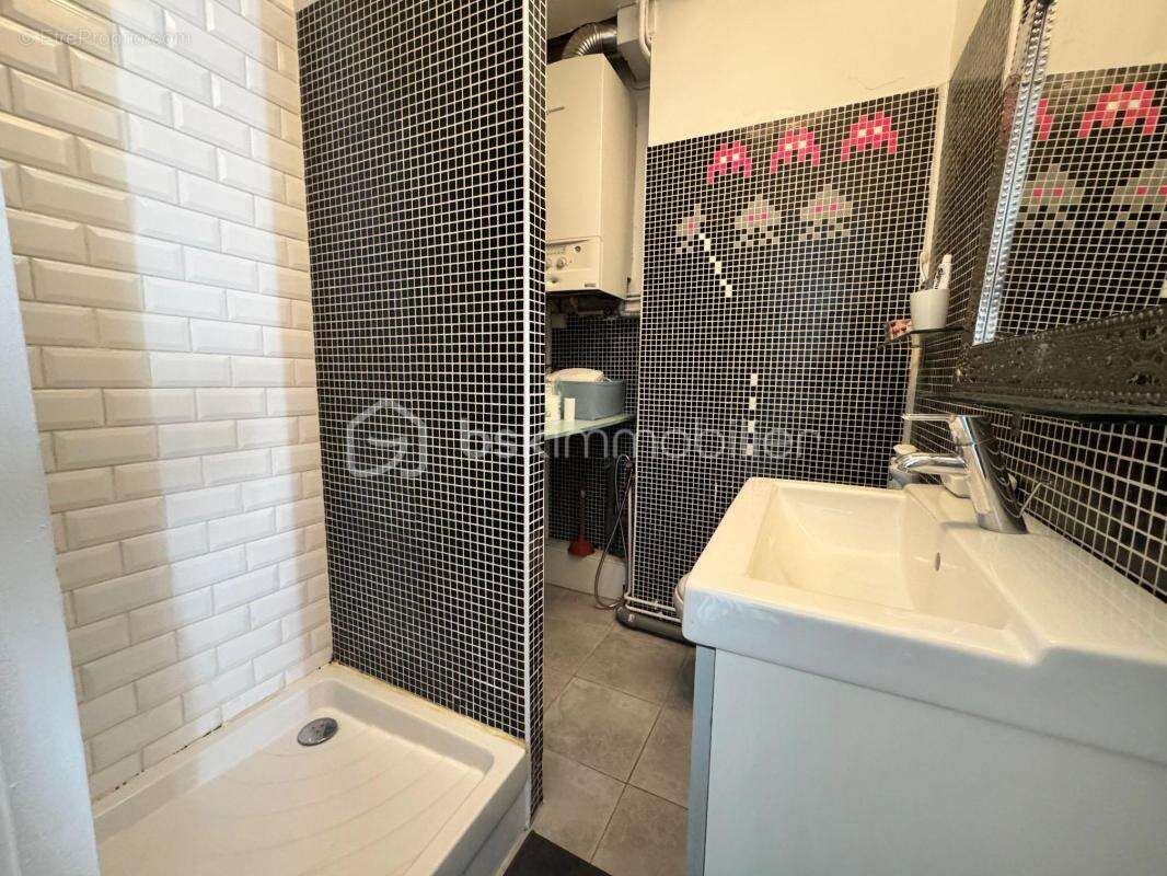 Appartement à PARIS-12E
