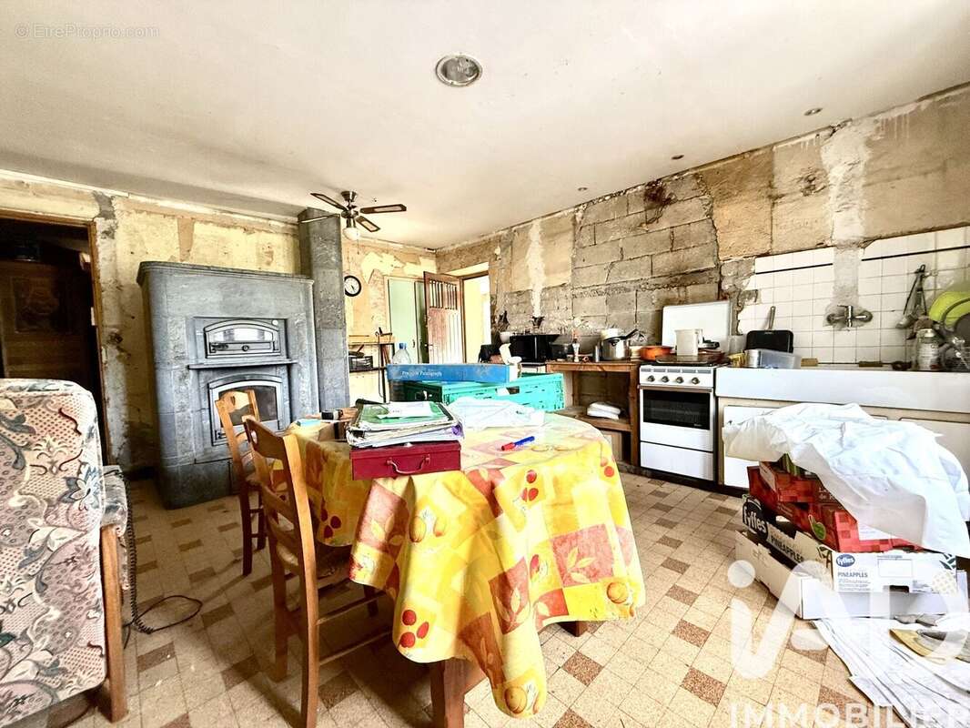 Maison 144 m² à Carmaux  - photo 7