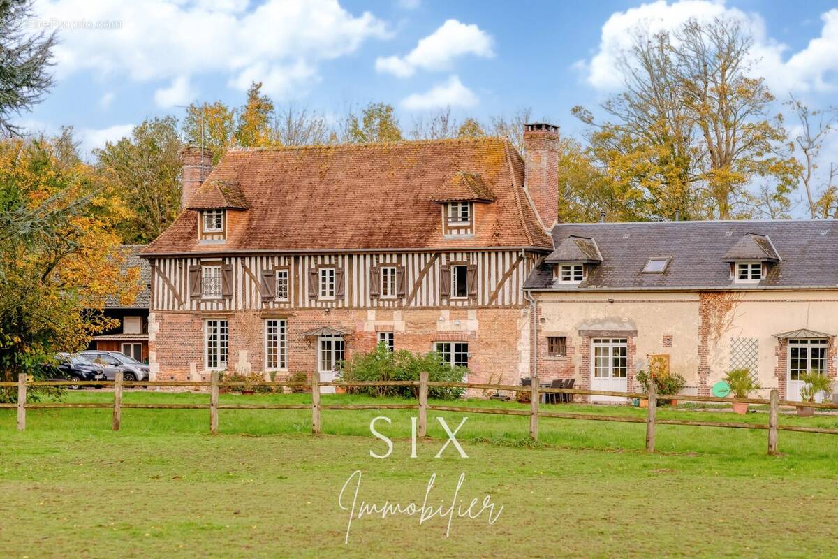 Maison à PONT-L'EVEQUE